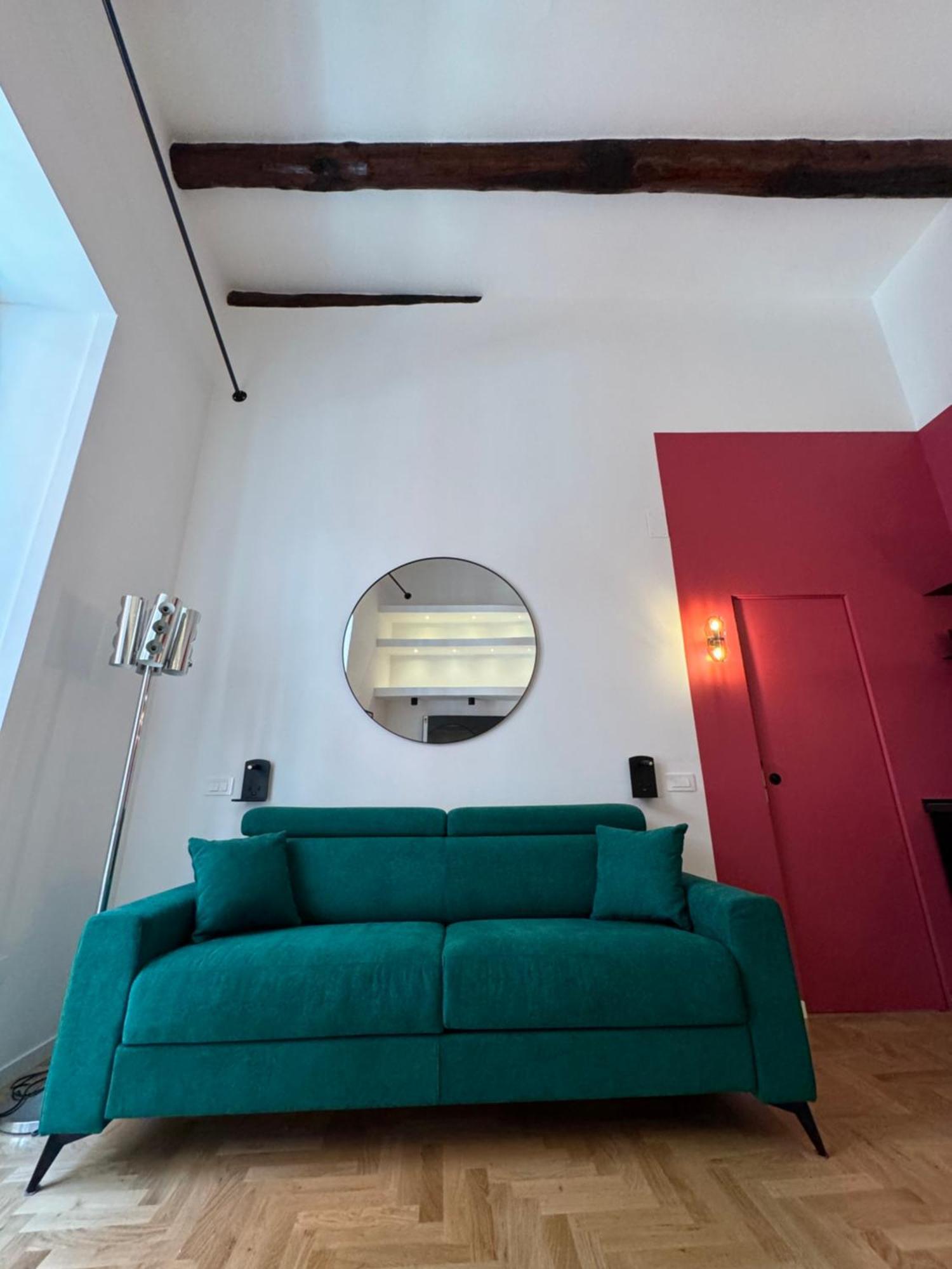 Alma De Chiaja - Design Suites & Apartments Naples Luaran gambar