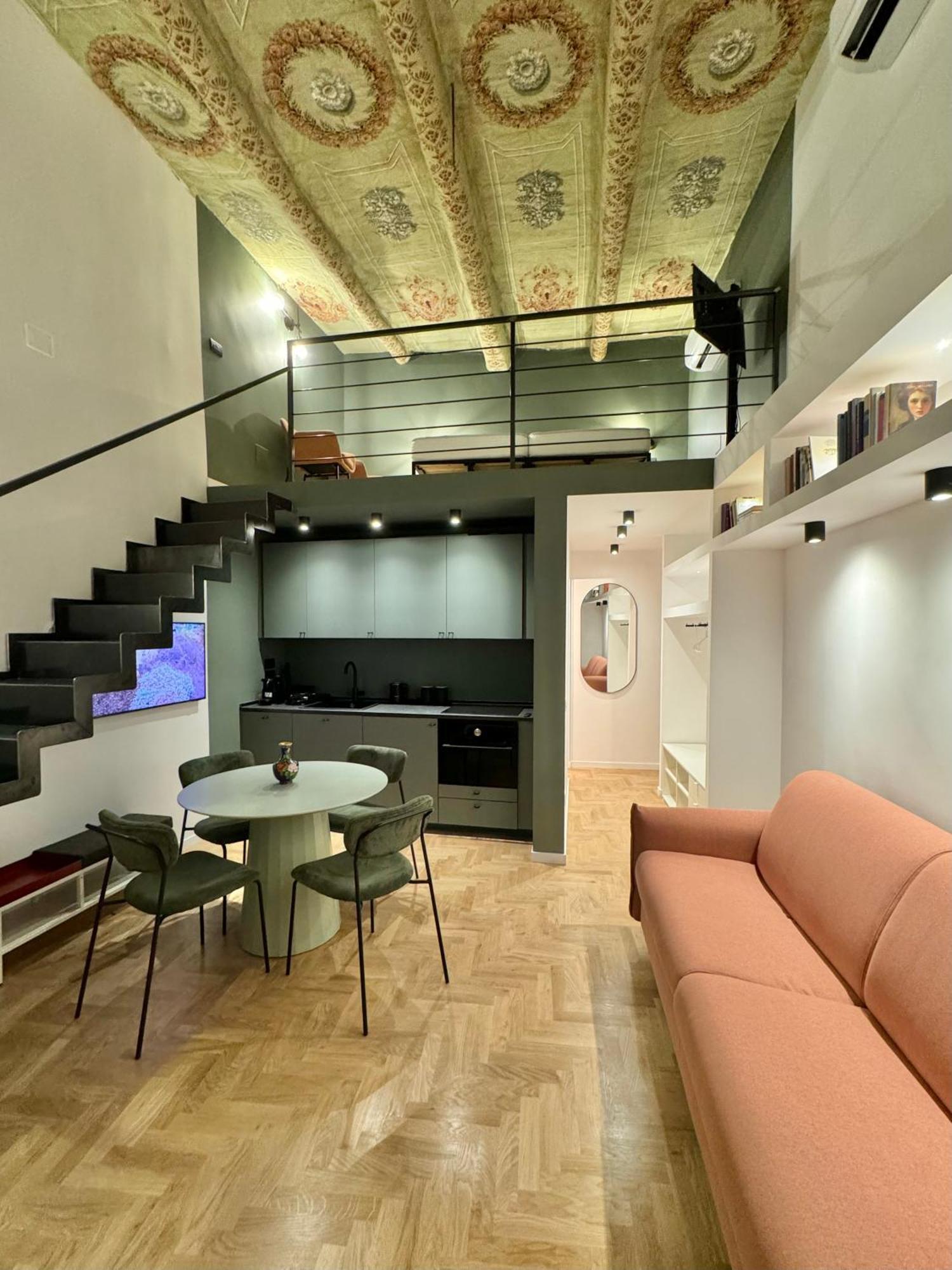 Alma De Chiaja - Design Suites & Apartments Naples Luaran gambar