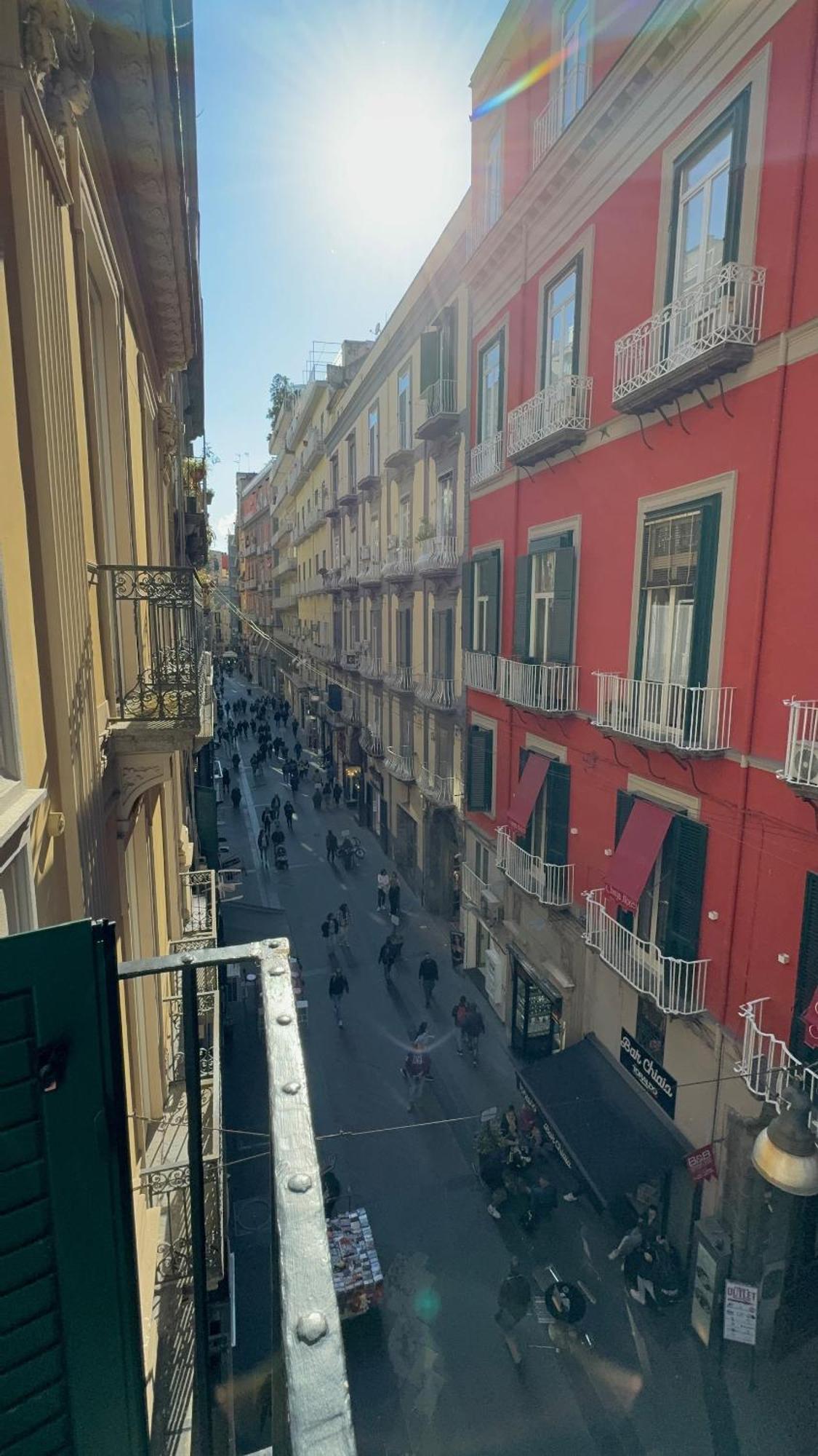 Alma De Chiaja - Design Suites & Apartments Naples Luaran gambar