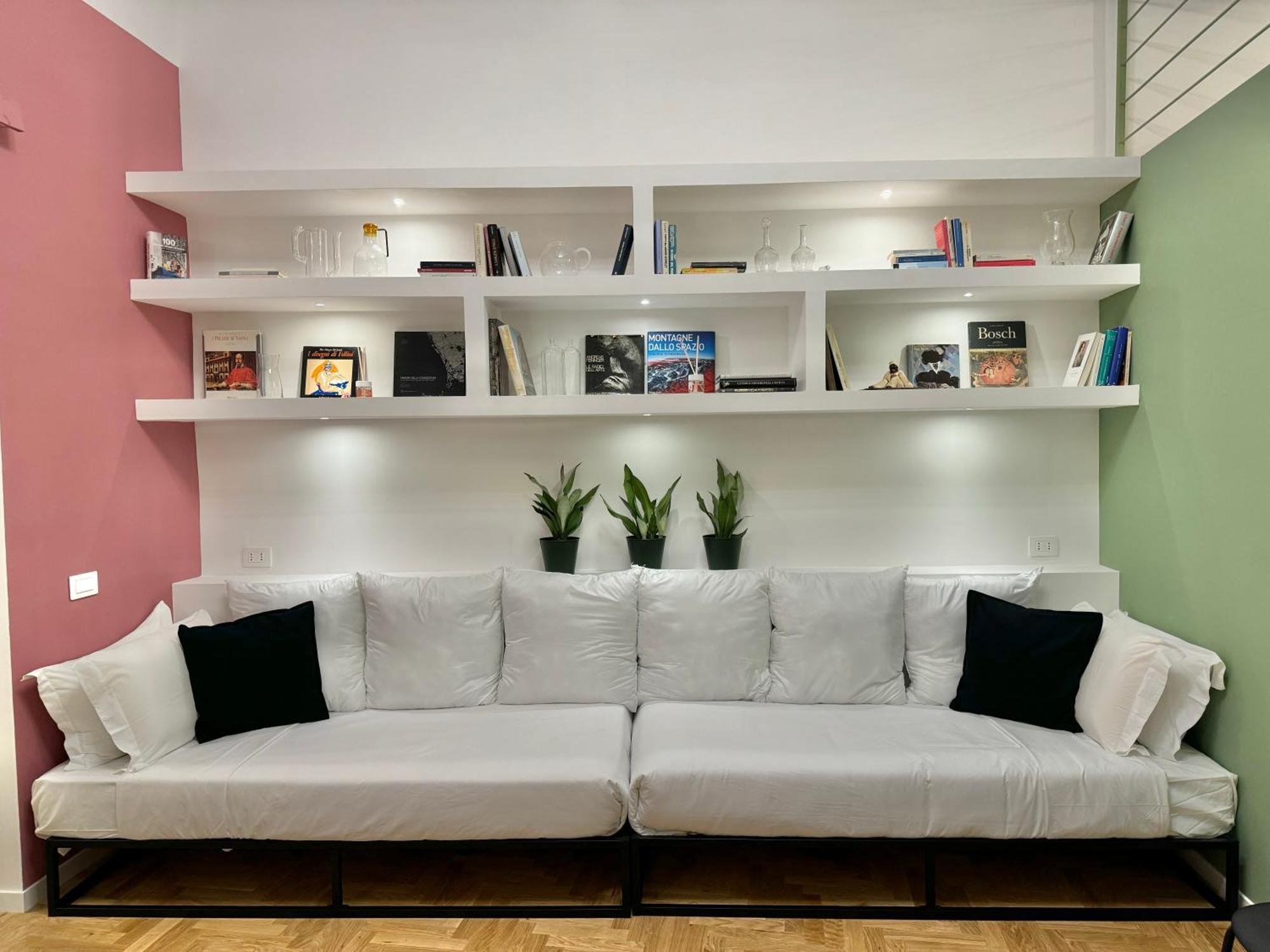 Alma De Chiaja - Design Suites & Apartments Naples Luaran gambar