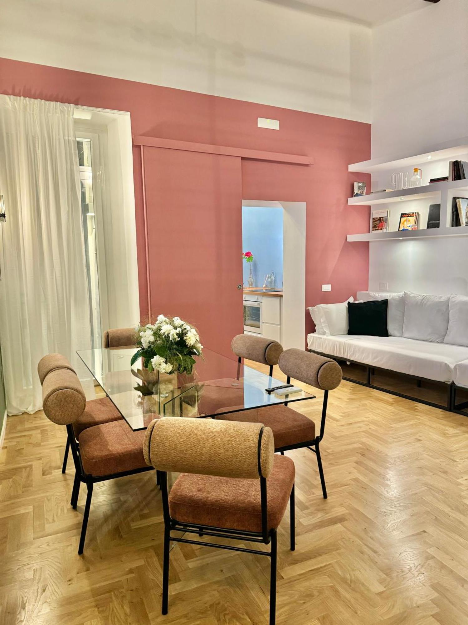 Alma De Chiaja - Design Suites & Apartments Naples Luaran gambar