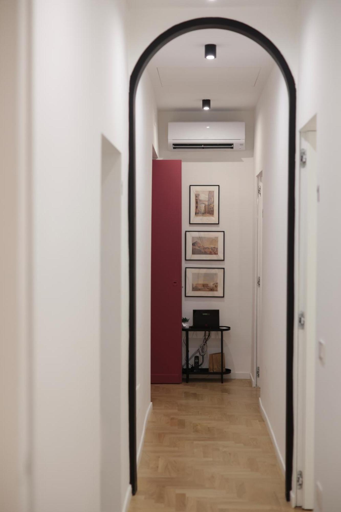 Alma De Chiaja - Design Suites & Apartments Naples Luaran gambar